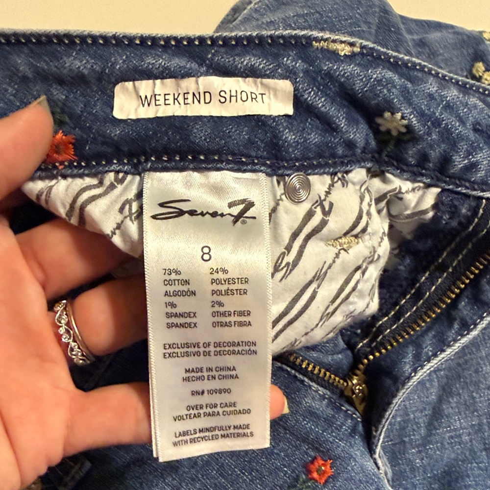 Seven7 Blue Jean Shorts with Floral Embroidery - Picture 2 of 3